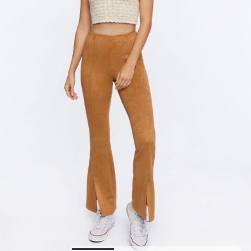 Forever 21 Faux Suede Bottom Slit
Pants Size L NWT